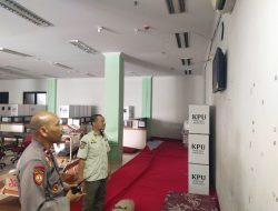 Polsek Gambir Pastikan Gudang Logistik Kecamatan Gambir dalam Kondisi Aman dan Terkendali