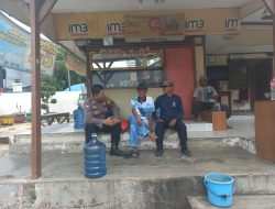 Jelang Pilkada Bhabinkamtibmas Kebon Kacang Patroli Dialogis Rusun Tanah Abang Sampaikan Pilkada Damai