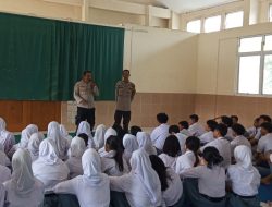 Deklarasi Anti Tawuran Di Sekolah SMA Kartini 2 Kelurahan Utan Panjang Jakarta Pusat