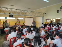 Pencegahan Dan Edukasi, Kanit Binmas Polsek Senen Hadiri Deklarasi Anti Tawuran Pelajar SMA Santo Fransiskus