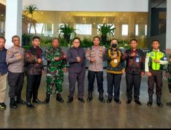 Sinergritas TNI dan Polri Dalam Pengamanan Giat Ibadah Di Gedung Annex Building Menteng