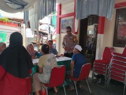 Bhabinkamtibmas Kampung Rawa Monitoring Kegiatan Verifikasi Data Program Keluarga Harahap RW 07