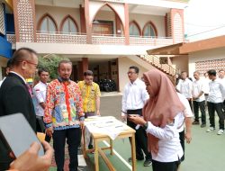 Bhabinkamtibmas Kelurahan Kartini Menghadiri Pelantikan Anggota KPPS untuk Pilkada DKI Jakarta 2024