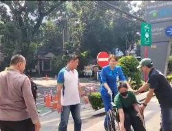 Bhabinkamtibmas Menteng Sambang Himbauan Kamtibmas Di RS. Mata JEC Menteng