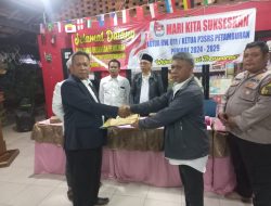 Bhabinkamtibmas Petamburan Bersama Tiga Pilar Hadiri Dan Monitoring Pemilihan Ketua RW 11 Secara Aklamasi