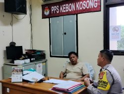 Bhabinkamtibmas Kelurahan Kebon Kosong Melaksanakan Kegiatan Patroli dan Sambang Dialogis