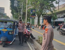 Polsek Metro Gambir Laksanakan Patroli Antisipasi Kejahatan Jalanan di Wilayah Gambir