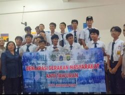 Unit Binmas Polsek Metro Tanah Abang Penyuluhan Dan Deklarasi Anti Tawuran Pelajar SMPN 40 Jakarta