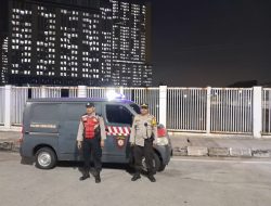 Dalam Menjaga Kondusifitas Wilayah Polsek Kemayoran Melakukan Kegiatan Strong Point Malam Hari