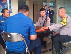 Bhabinkamtibmas Duri Pulo Polsek Metro Gambir Bersama Siswa Diktuba Polri Gelar Kegiatan Sambang untuk Cegah Tawuran