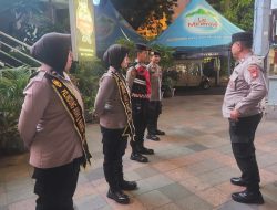 Himbauan Kamtibmas Patroli Gabungan Polsek Metro Menteng dan Polwan Polres Metro Jakarta Pusat Di Jalan Mh. Thamrin