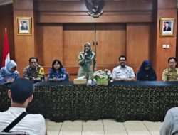 Bhabinkamtibmas Kelurahan Galur Hadiri Rapat Koordinasi Persiapan Pilkada Tahun 2024