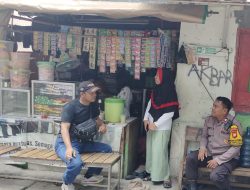 Wujudkan Pilkada Aman Dan Damai Bhabinkamtibmas Kelurahan Kemayoran Sambangi Warga Masyarakat