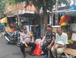 Jaga Kamtibmas Pilkada Damai, Bhabinkamtibmas Berikan Himbauan Warga Binaannya