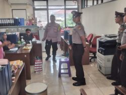 Bhabinkamtibmas Kelurahan Gunung Sahari Selatan Melaksanakan Kegiatan Patroli dan Sambang Dialogis