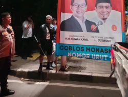 Bhabinkamtibmas  Hadir Memantau Penurunan APK Pilkada Kelurahan Kebon Sirih Menteng