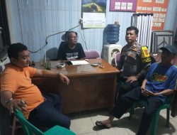 Patroli Wilayah Bhabinkamtibmas Kelurahan Galur Sambang Dialogis Sampaikan Pesan Kamtibmas kepada Ketua RW dan Warga
