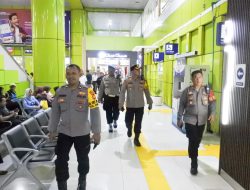 Kapolsek Metro Gambir Lakukan Kunjungan Kerja ke Stasiun KAI Gambir