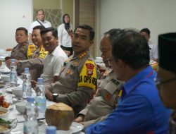 Kapolres Metro Bekasi Gelar Audiensi Bersama Elemen Buruh dan Serikat Pekerja di Kabupaten Bekasi