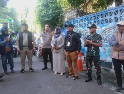 Pendistribusian Logistik Pilkada Serentak Kecamatan Menteng