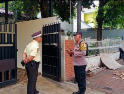 Bhabinkamtibmas Gondangdia Patroli Wilayah Untuk Ciptakan Suasana Aman Dan Damai Pasca Pilkada DKI Jakarta