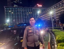 Patroli Kapolsubsektor Pegangsaan Menteng Bunderan HI Ciptakan Persatuan dan Kesatuan Paska Pilkada 2024