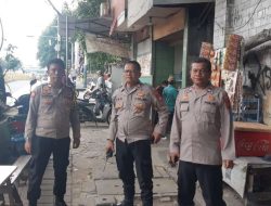 Patroli Antisipasi Kerawanan Sore Hari: Kerja Sama Kapolsubsektor Tanah Tinggi dengan Panit dan Anggota Samapta