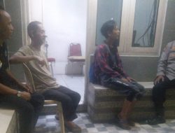 Sambang Pos Kamling Kapolsubsektor Galur Imbau Petugas Satkamling RW 01 Jaga Aman dan Damai Kampung Kita