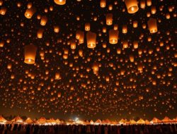 Lentera Cahaya di Langit Dieng