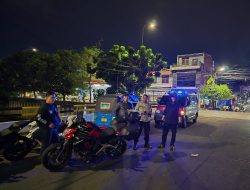 Dalam Menjaga Kondusifitas Wilayah Polsek Kemayoran Melakukan Kegiatan Strong Point Malam Hari
