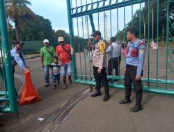 Anggota Polsek Metro Gambir Laksanakan Patroli di Kawasan Monas, Situasi Kondusif