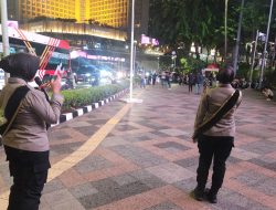 Pasca Pilkada DKI Jakarta, Patroli Gabungan Menteng Dan Polwan Himbauan Warga Di Sepanjang Jalan Mh. Thamrin