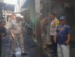 Bhabinkamtibmas Kelurahan Kebon Kosong Melaksanakan Kegiatan Monitoring Pengaspalan Jalan