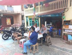 Kapolsubsektor Kayu Awet Berinteraksi dengan Tokoh Masyarakat, Dorong Kondusivitas Pasca Pilkada dan Jelang Nataru