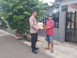 Cooling system pasca Pilkada 2024, Polres Metro Jakarta Timur bagikan beras ke warga kurang mampu