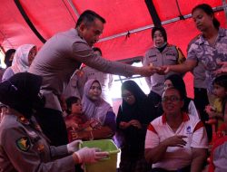Polwan Polres Metro Jakarta Timur Gelar Bakti Sosial dan Trauma Healing untuk Korban Kebakaran di Jatinegara