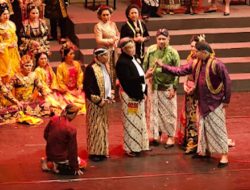 Pagelaran Kethoprak Retno Kencana: Perpaduan Seni, Budaya, dan Kemanusiaan