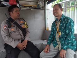 Bhabinkamtibmas Kelurahan Gunung Sahari Selatan Melaksanakan Giat Patroli dan Sambang Dialogis