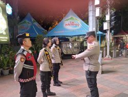 Patroli Gabungan Polsek Menteng Berikan Himbauan Warga Di Sepanjang Jalan Mh Thamrin