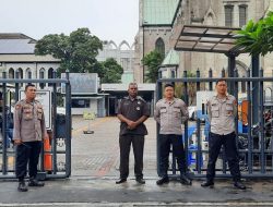 Kapolsubsektor Pasar Baru Pimpin Pengamanan Ibadat Missa Minggu di Gereja Katedral