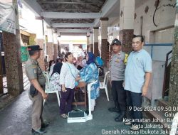 Bhabinkamtibmas Galur, Sambang Dan Patroli Ke Pasar Gembrong, Berikan Imbauan Kamtibmas Kepada Security