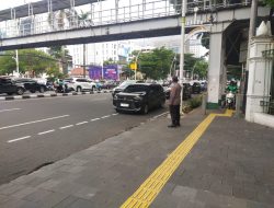 Polsek Metro Gambir Antisipasi Kerawanan dan Atur Lalu Lintas di Jalan Merdeka Timur