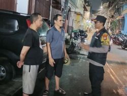 Bhabinkamtibmas Kampung Rawa Sambang Tokoh Masyarakat Jaga Wilayah Aman Jelang Nataru