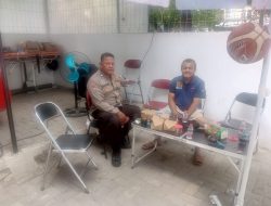 Jelang Libur Nataru Bhabinkamtibmas Karang Anyar Sambangi Tokoh Masyarakat