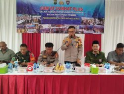 Polsek Johar Baru Gelar Kegiatan Jumat Curhat Plus untuk Pererat Silahturahmi dan Tingkatkan Kamtibmas di Kelurahan Tanah Tinggi