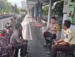 Bhabinkamtibmas Kelurahan Kartini Gelar Patroli Dialogis dan Himbauan Kamtibmas Pasca Pilkada