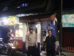 Bhabinkamtibmas Johar Baru Sambang Poskamling, Wujudkan Lingkungan Aman Tanpa Tawuran