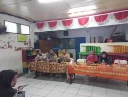 Bhabinkamtibmas Kelurahan Harapan Mulia Melaksanakan Dan Memonitoring Kegiatan Jumat Keliling