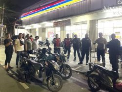 Antisipasi Gangguan Kamtibmas Polsek Johar Baru bersama Gabungan Piket Fungsi Laksanakan Patroli Cipta Kondisi Berikan Keamanan dan Kenyamanan Warga