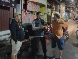 Cooling System Bhabinkamtibmas Kampung Rawa Pasca Pilkada dan Jelang Nataru dengan Ketua RT Jaga Wilayah Aman.